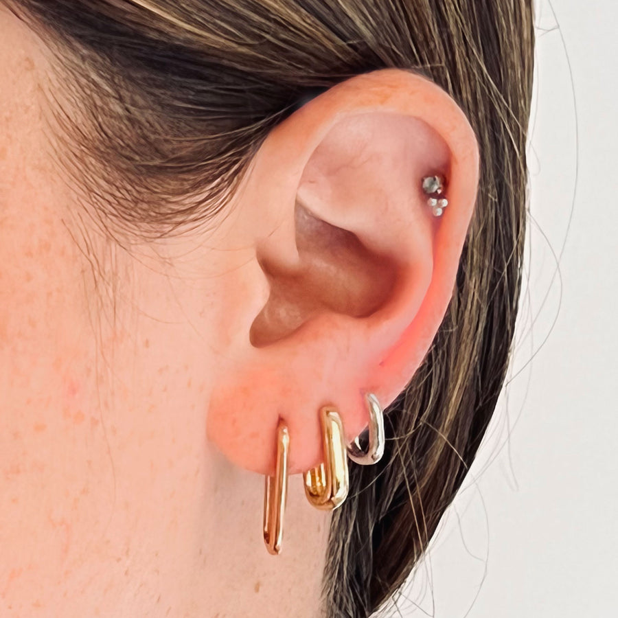 Dalia Chunky Rectangular Hoop Earring (medium)